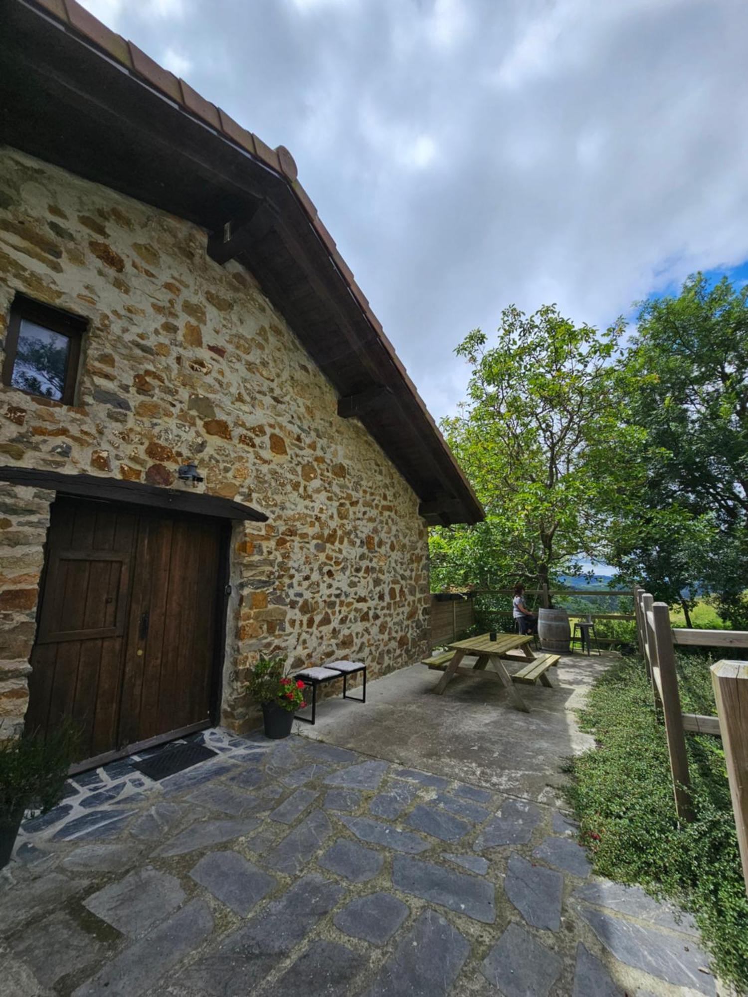 Arbela Apartamentuak Aia Kültér fotó